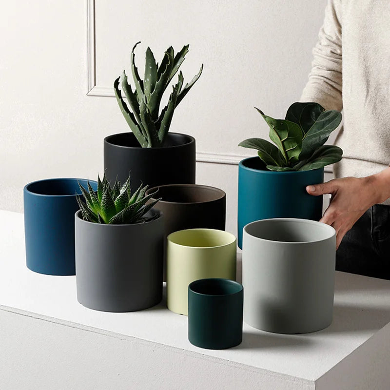 Nordic ceramic planter product view 2